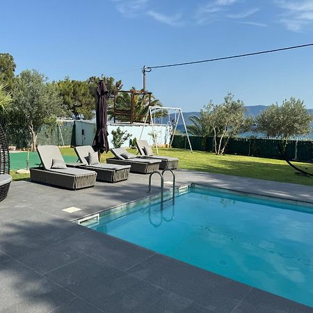 Zoza Luxury Villa Isthmia By The Sea With Private Pool Kalamáki Екстериор снимка