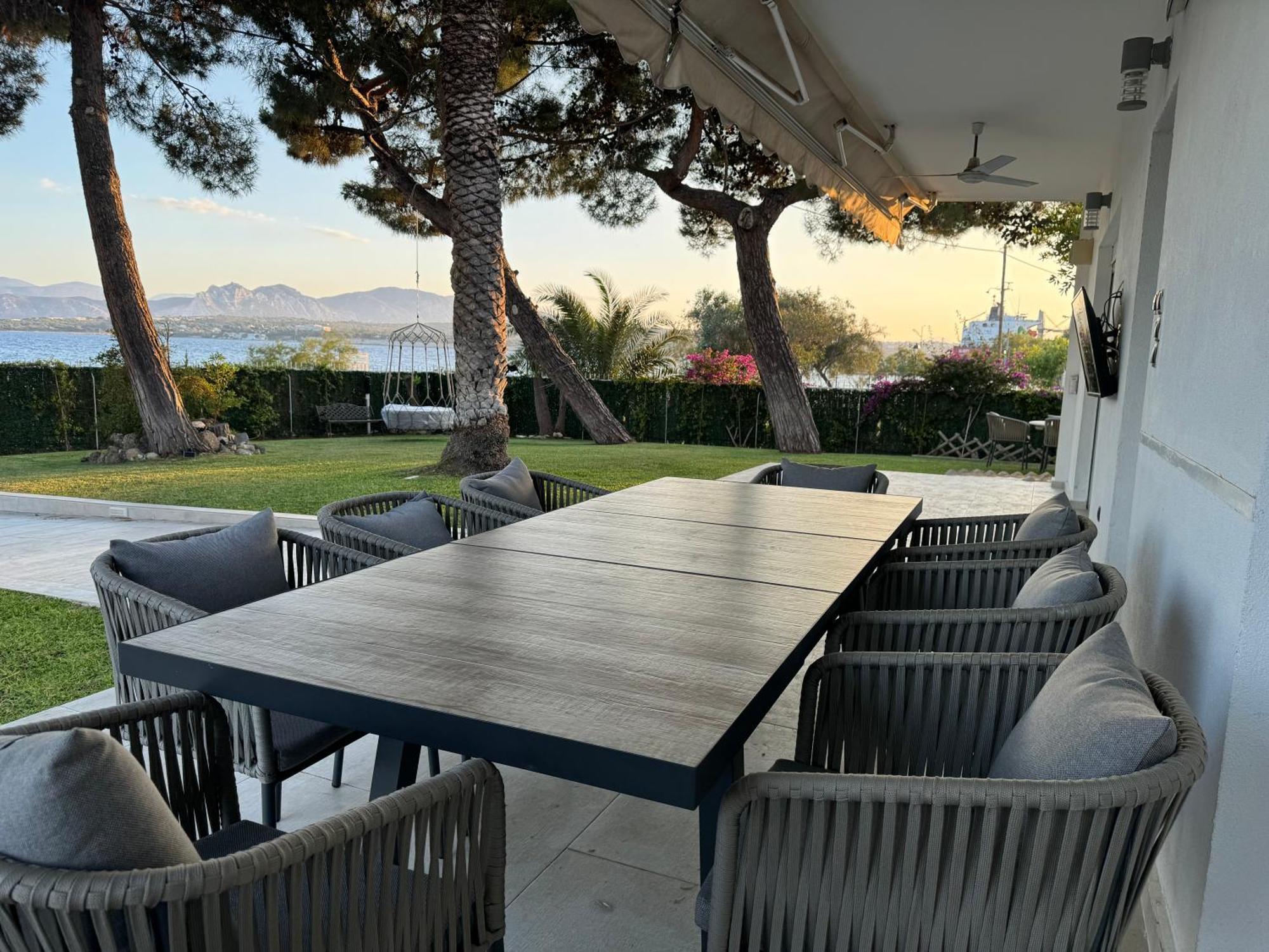 Zoza Luxury Villa Isthmia By The Sea With Private Pool Kalamáki Екстериор снимка