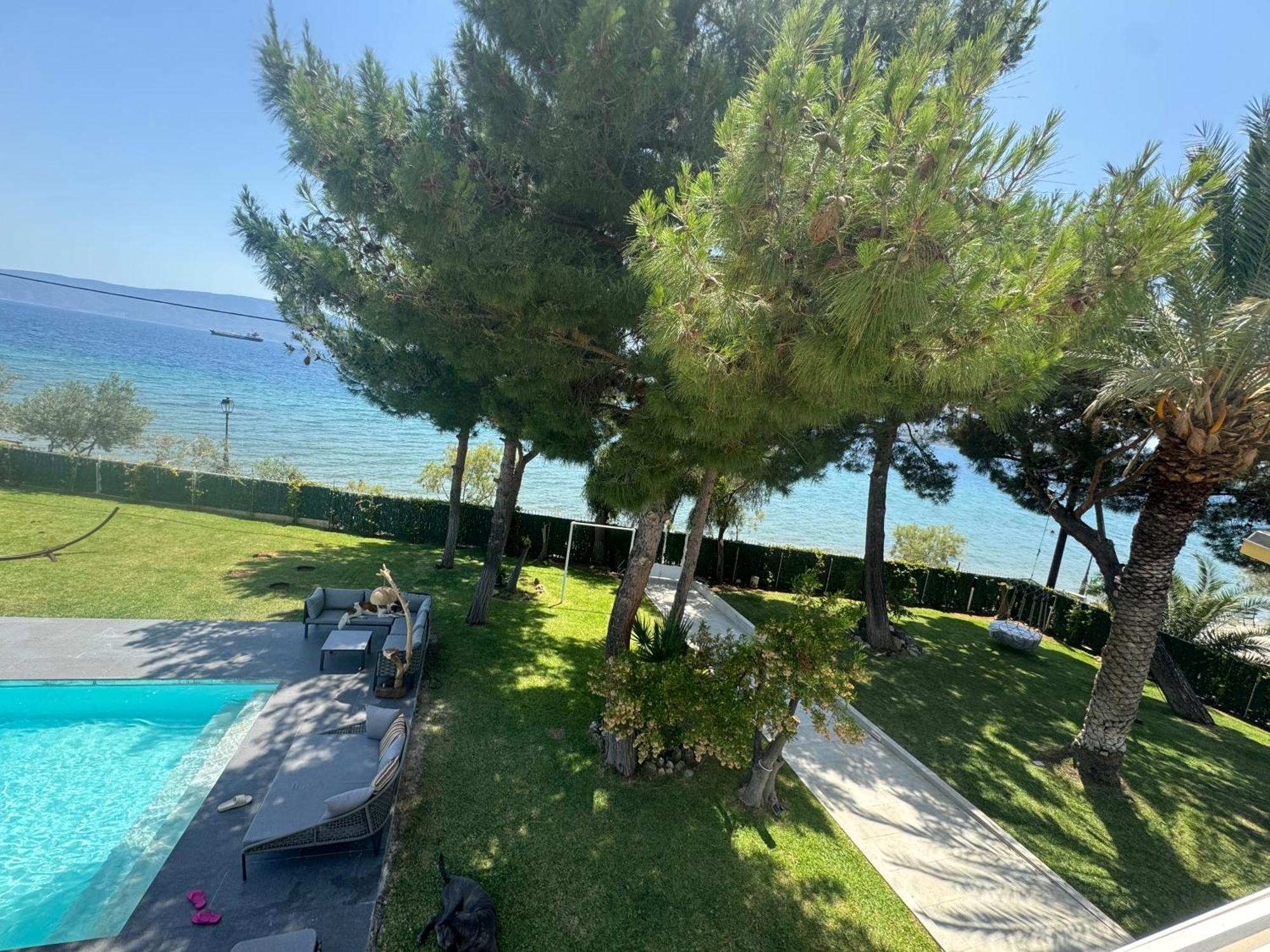 Zoza Luxury Villa Isthmia By The Sea With Private Pool Kalamáki Екстериор снимка