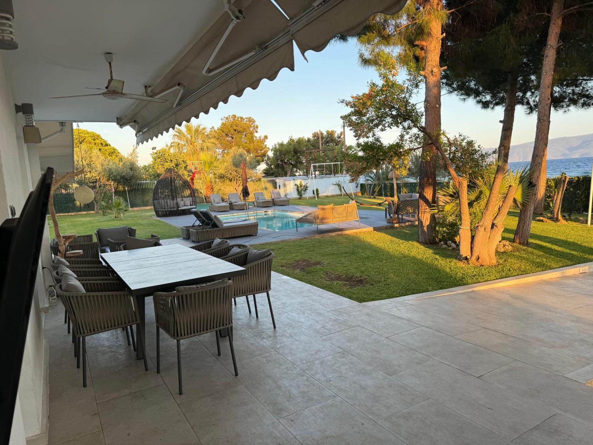 Zoza Luxury Villa Isthmia By The Sea With Private Pool Kalamáki Екстериор снимка