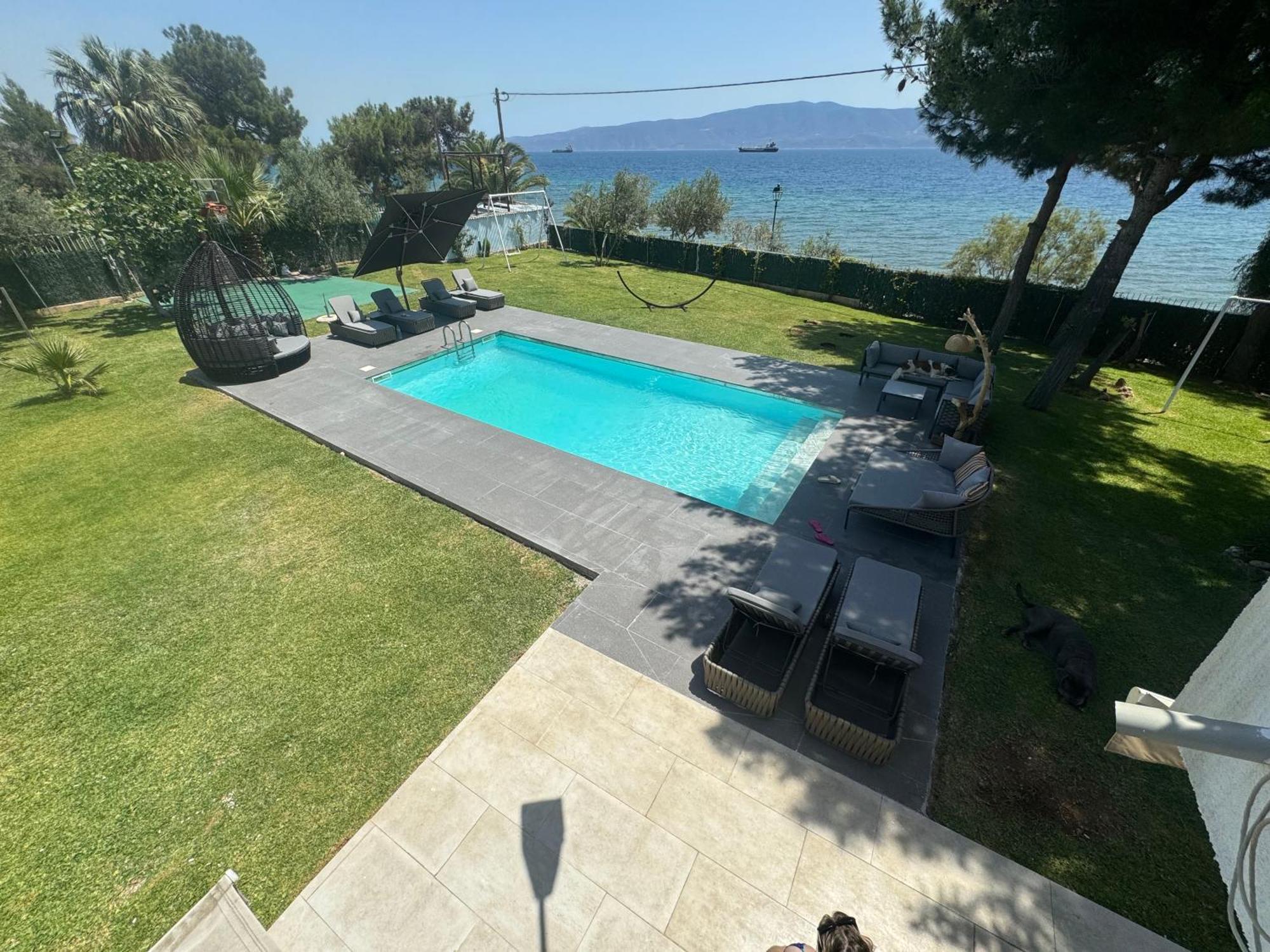 Zoza Luxury Villa Isthmia By The Sea With Private Pool Kalamáki Екстериор снимка